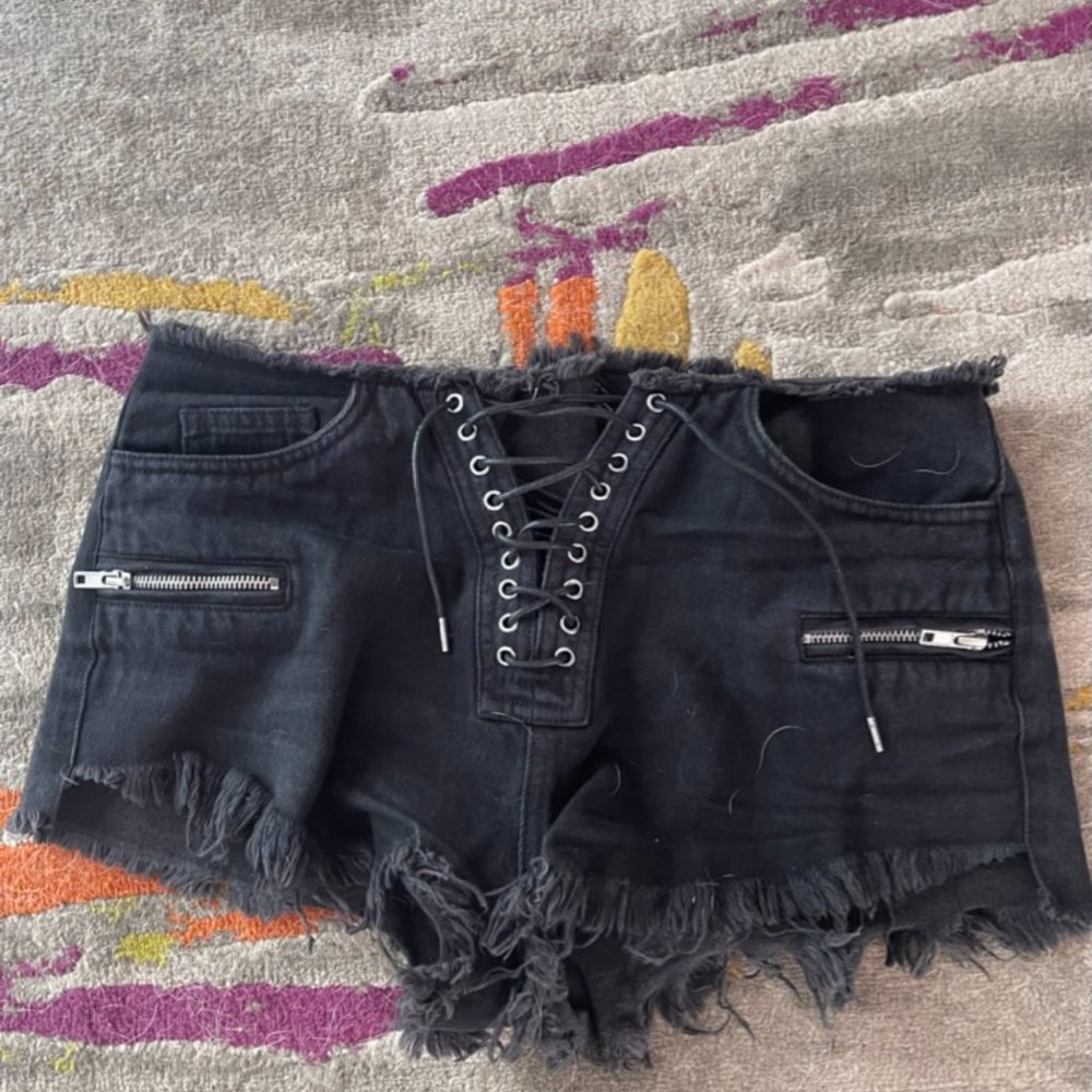 Bundle of Three Pairs of Shorts - XS to S - Picture 2 of 7